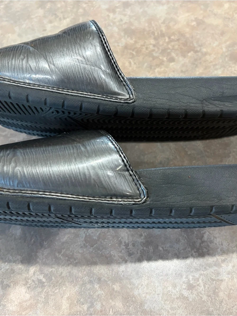 Nike Men's Black Slide Sandals - Comfortable Everyday Wear